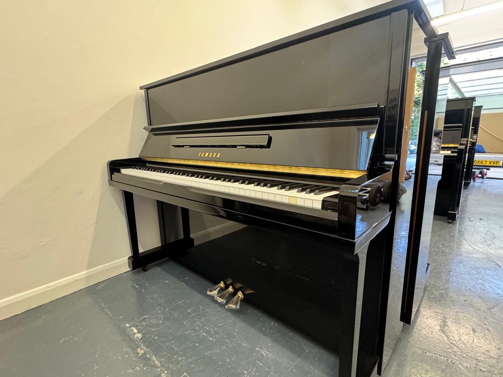 Yamaha U10A from 1990 Refurbished