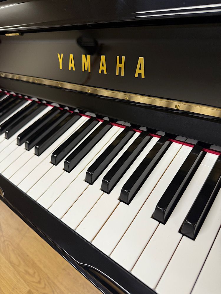 Yamaha UX1 from 1988 Refurbished