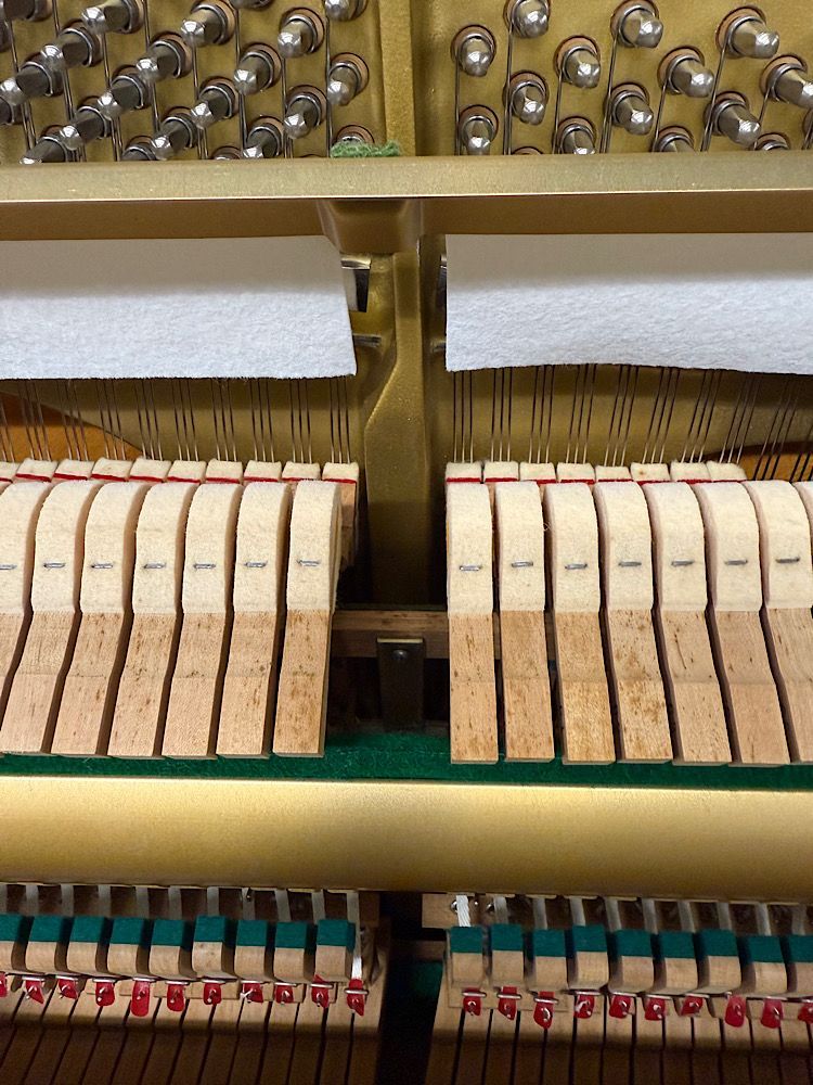 Yamaha UX1 from 1988 Refurbished