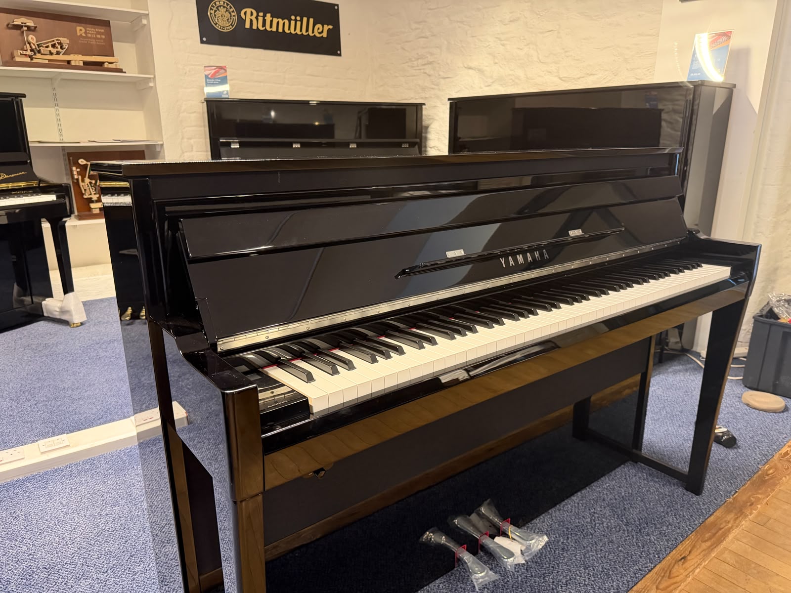 Yamaha AVantGrand NU1XA