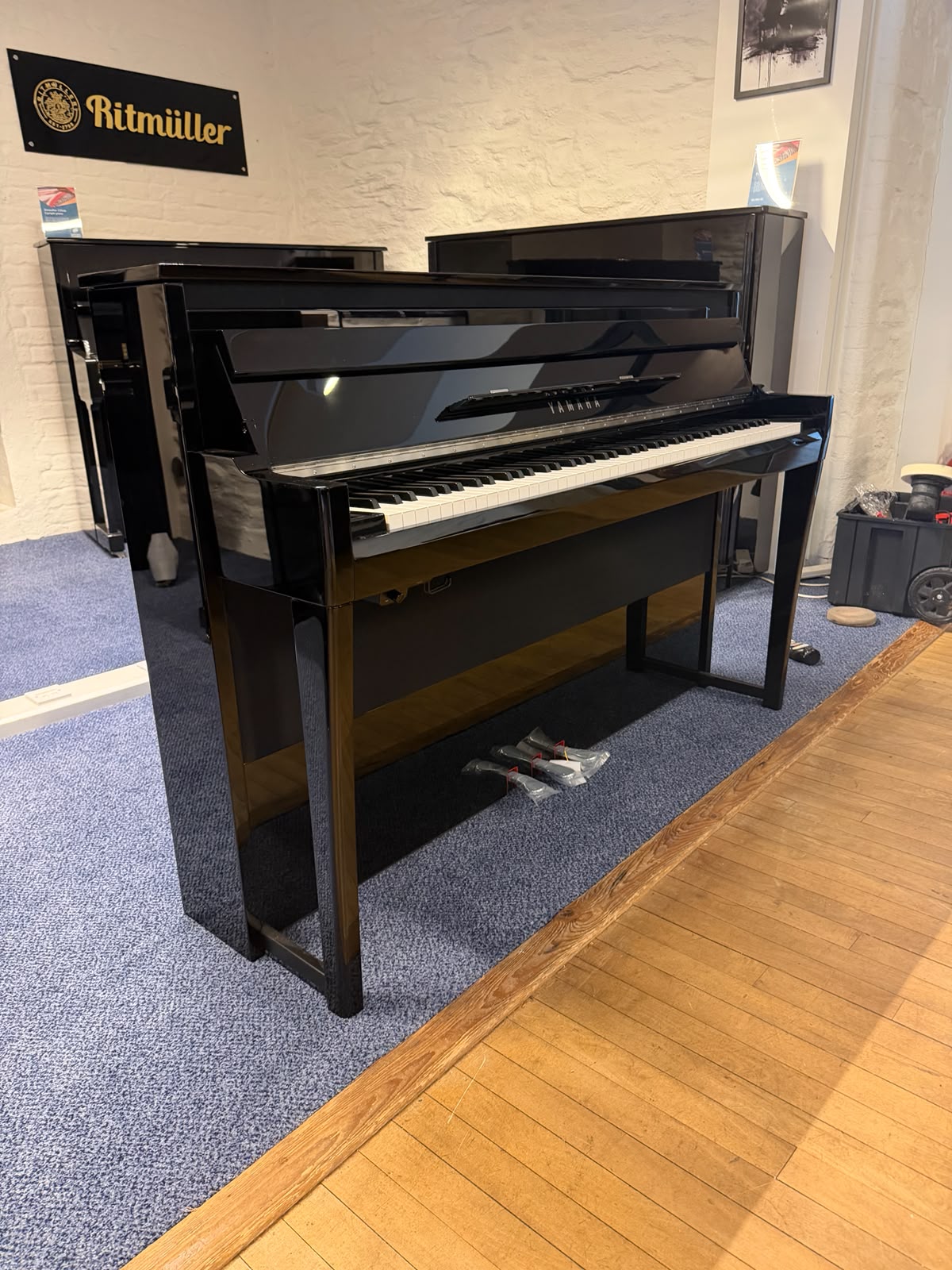 Yamaha AVantGrand NU1XA